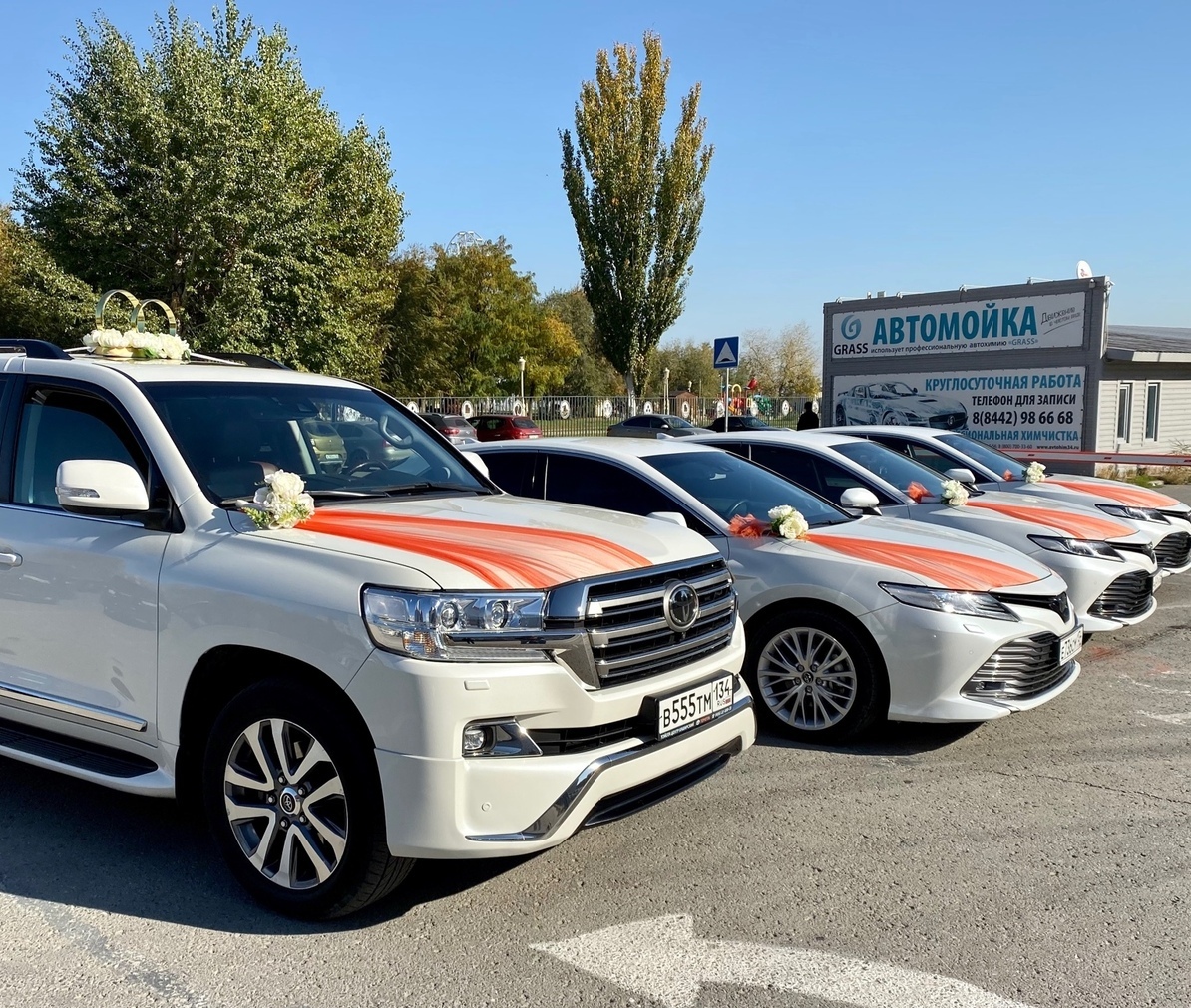 <span style="font-style: italic; font-weight: bold;">
Toyota Land Cruser 200 - 2500 р.час. Toyota Camry - 1500 р.час
</span>